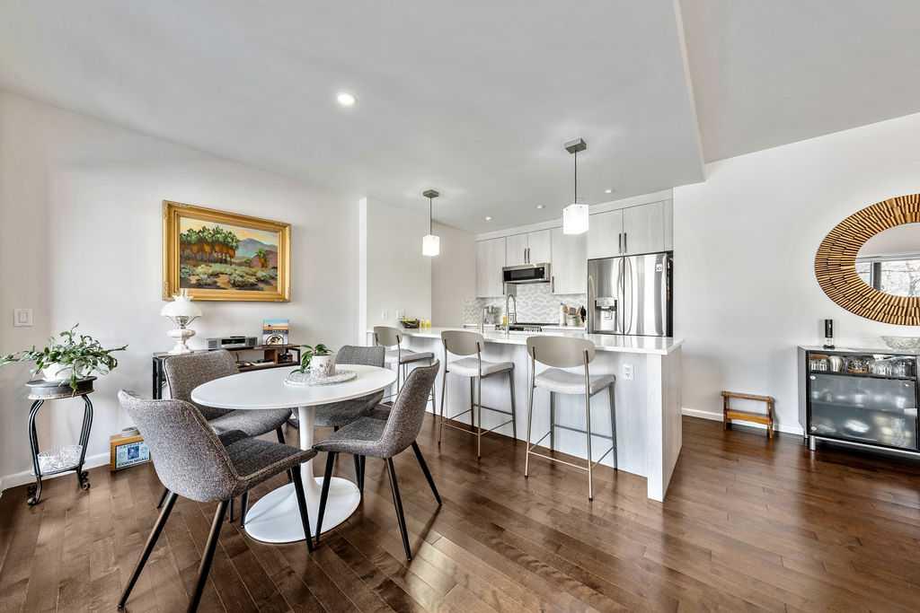 207-414 Meredith Road NE, Calgary, AB, T2E 5A6 photo 3