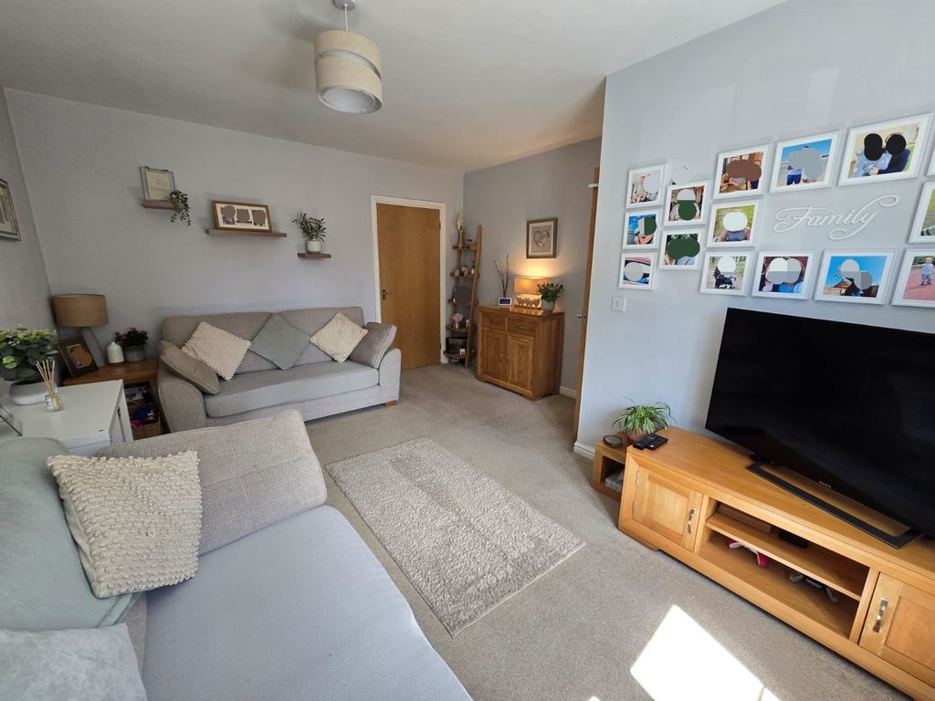 Additional image 10 of 3 bed semi-detached house for saleCoity, Bridgend CF35