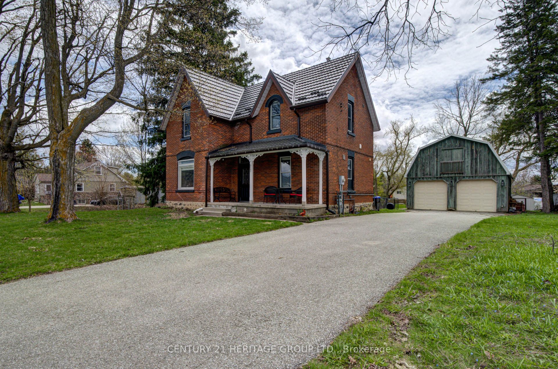 2107 Victoria Street, Innisfil, ON, L9S 1J7
