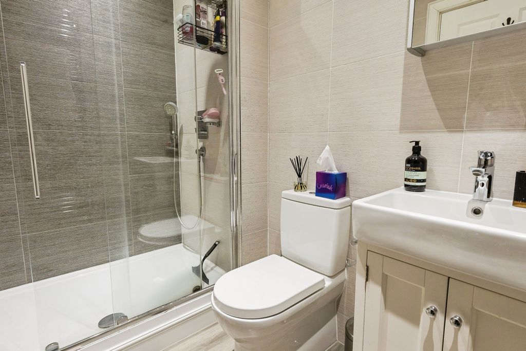 Additional image 10 of 2 bed flat for saleBlencowe Close, Chester CH1