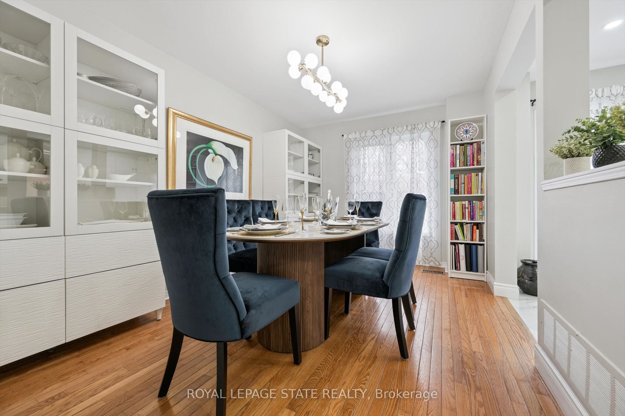 Additional image 6 of 107-833 Scollard Court, Mississauga, ON, L5V 2B4