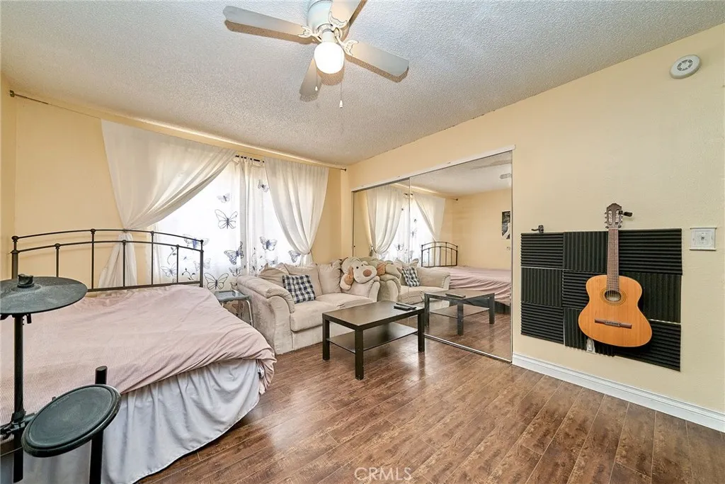 Additional image 73 of 20951 Gault St, Canoga Park, CA 91303