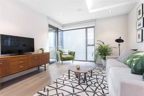 6 Pearson Square, Fitzroy Place, Mortimer Street W1T