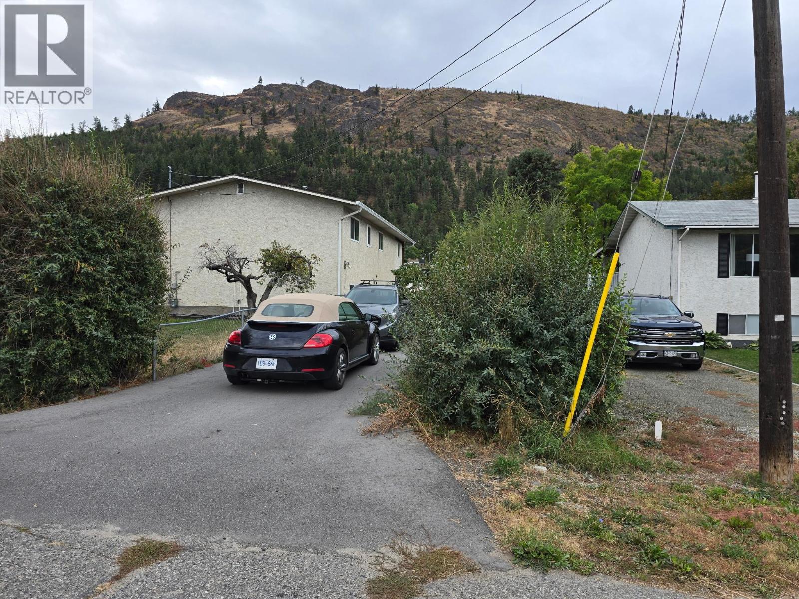 2606 Applewood Road, West Kelowna, BC, V1Z2L8