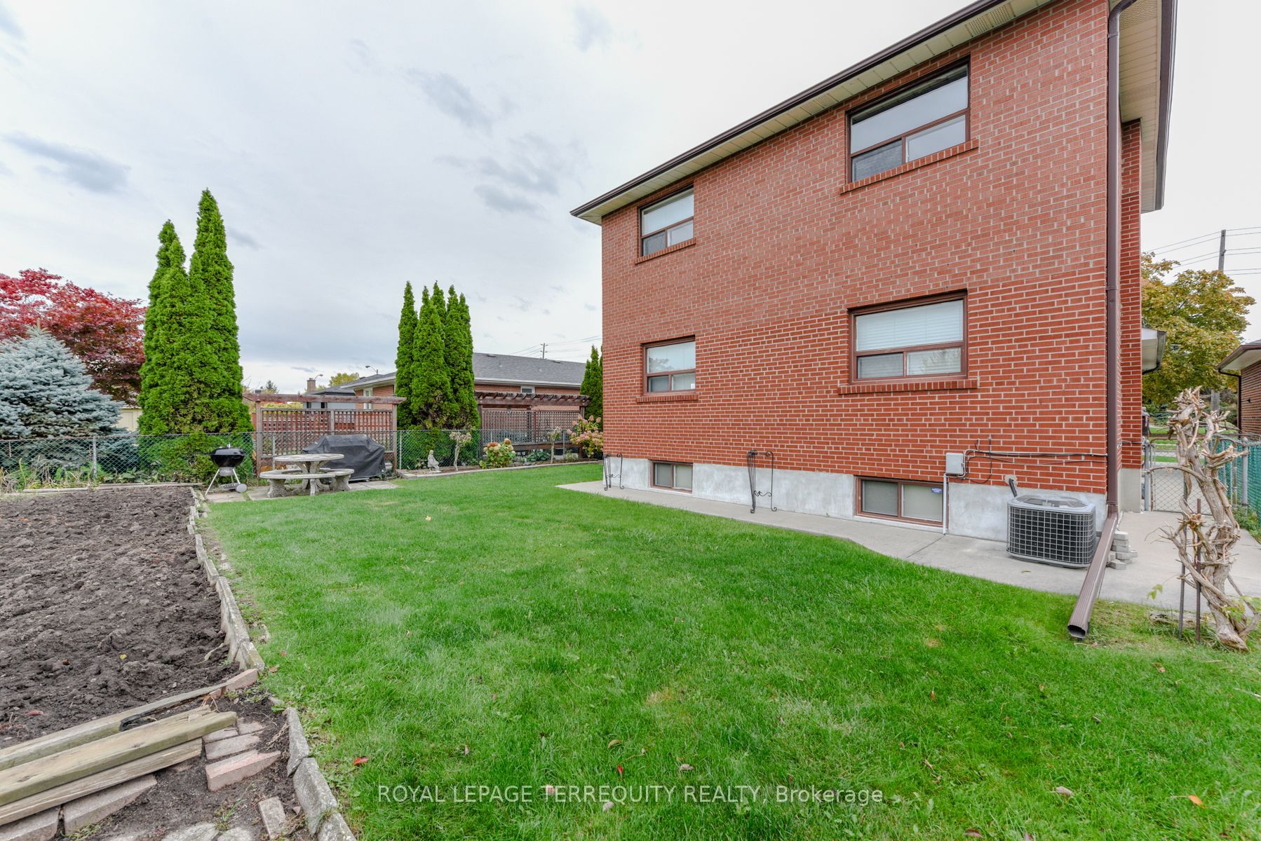 Additional image 4 of 94 Melbert Road, Toronto, ON, M9C 3R1