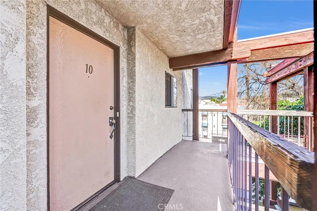 1304 Stanley Ave Unit 10, Glendale, CA 91206 photo 3