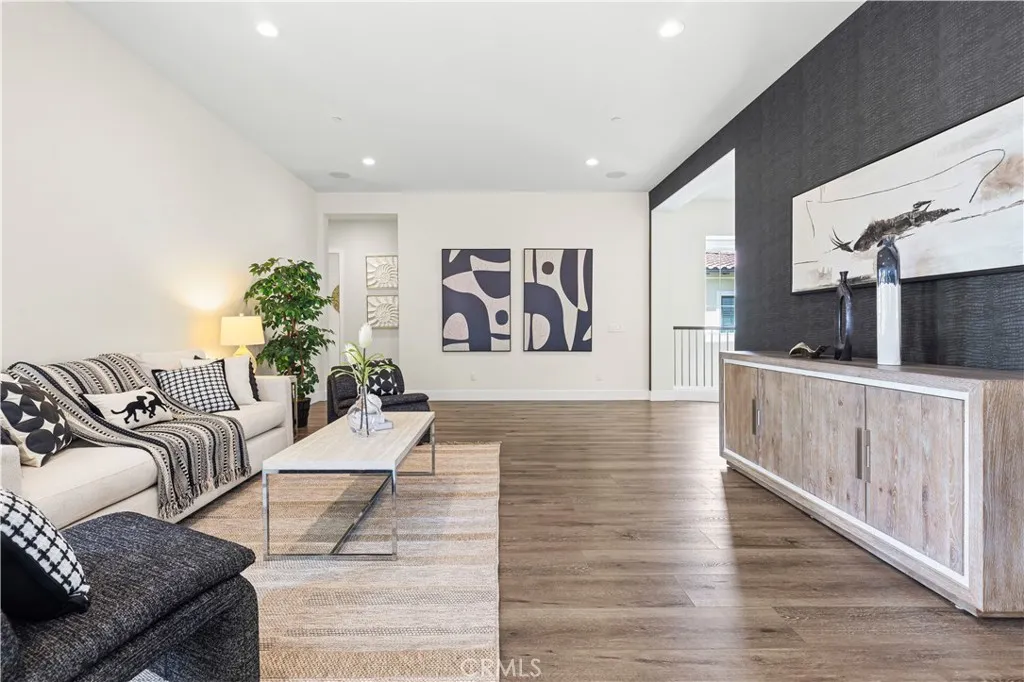 Additional image 72 of 57 Pulsar, Irvine, CA 92618