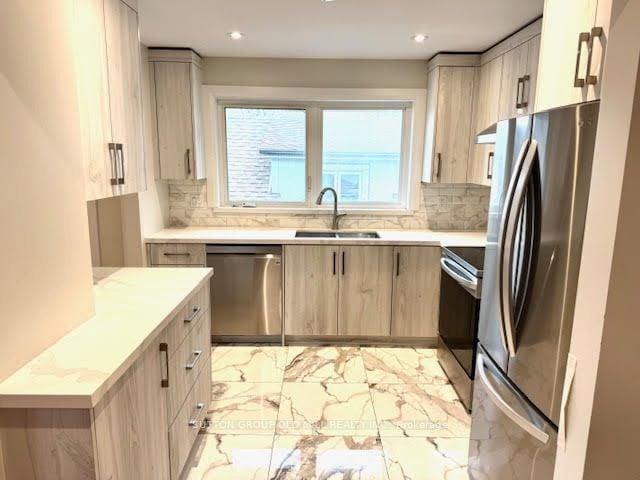 25 Donald Avenue, Toronto, ON, M6M 1J9