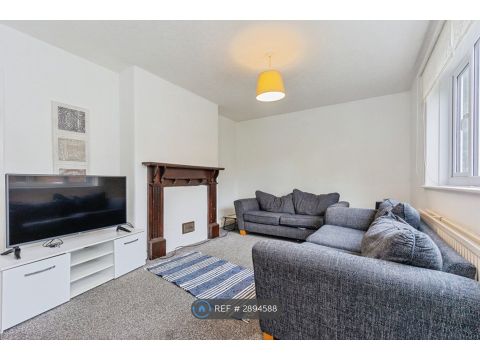 Abersoch Avenue, Manchester M14