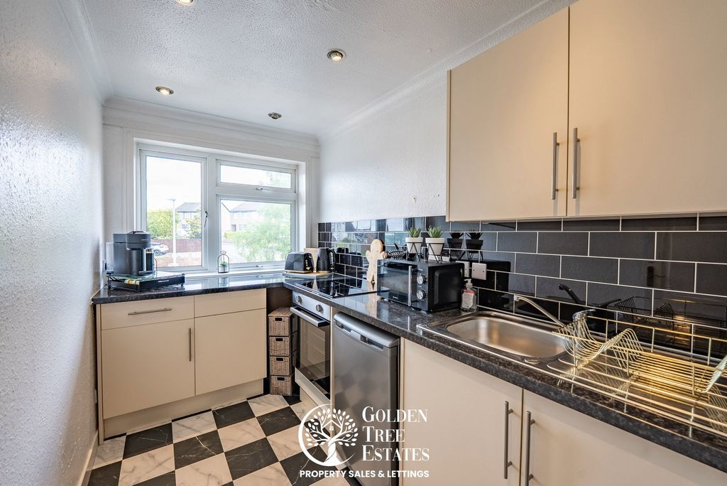 Additional image 2 of 1 bed flat for saleBarbour Avenue, Stirling FK7