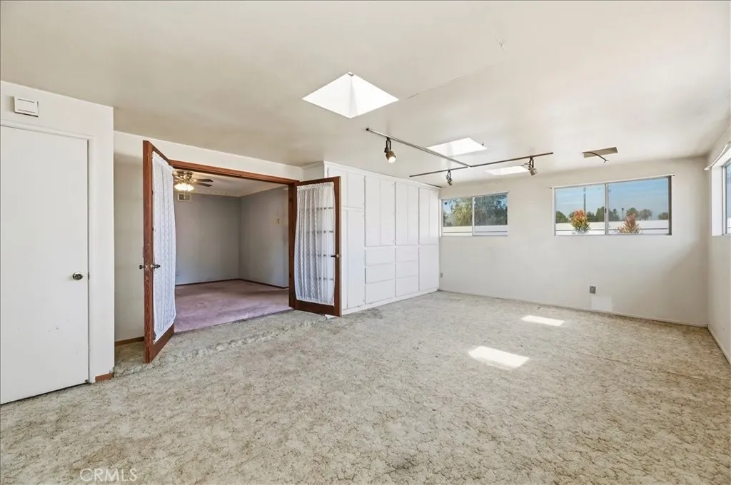 Additional image 10 of 305 E Citron Street, Corona, CA 92879