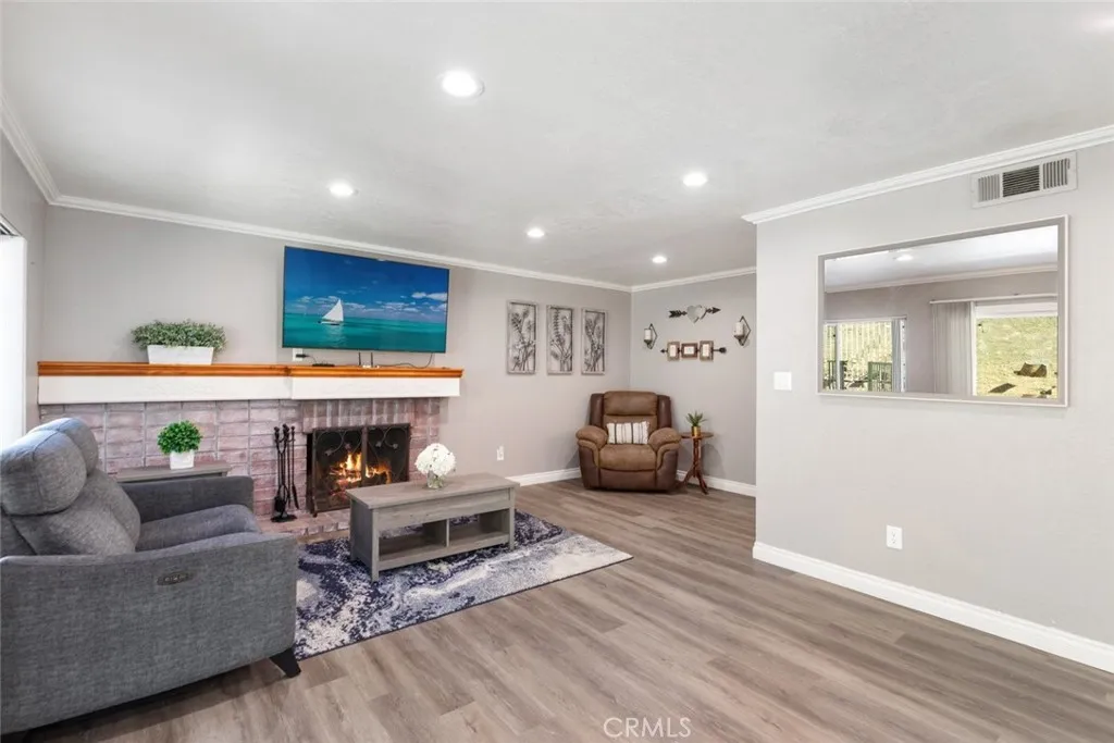 Additional image 10 of 974 Nottingham Dr, Corona, CA 92880
