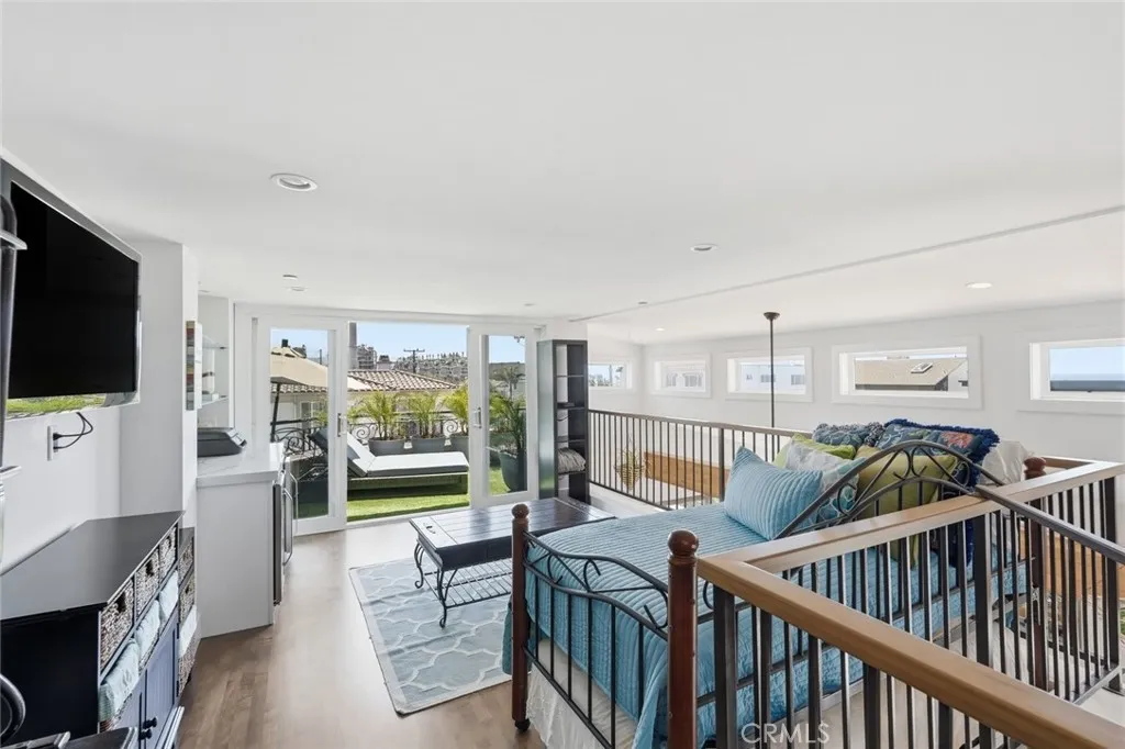Additional image 19 of 130 Monterey Blvd, Hermosa Beach, CA 90254