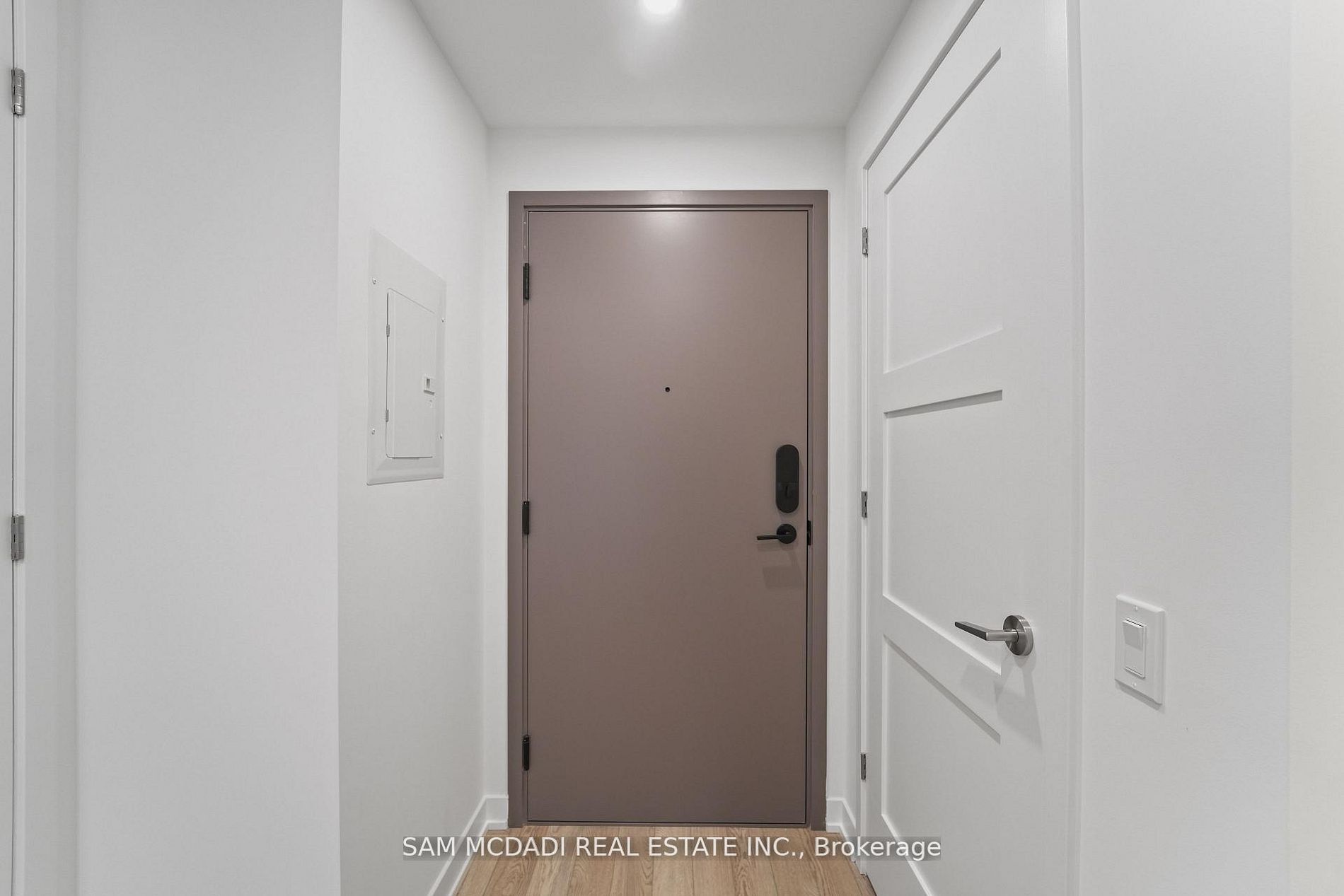 Additional image 4 of 1011-634 Church Street, Toronto, ON, M4Y 2G3