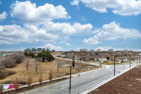 Additional image 8 of 605-120 Varna Drive, Toronto, ON, M6A 0B3