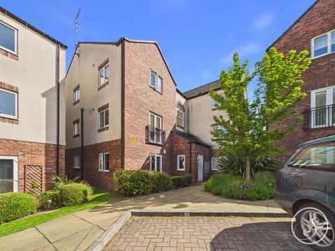 Potternewton Mount, Leeds LS7