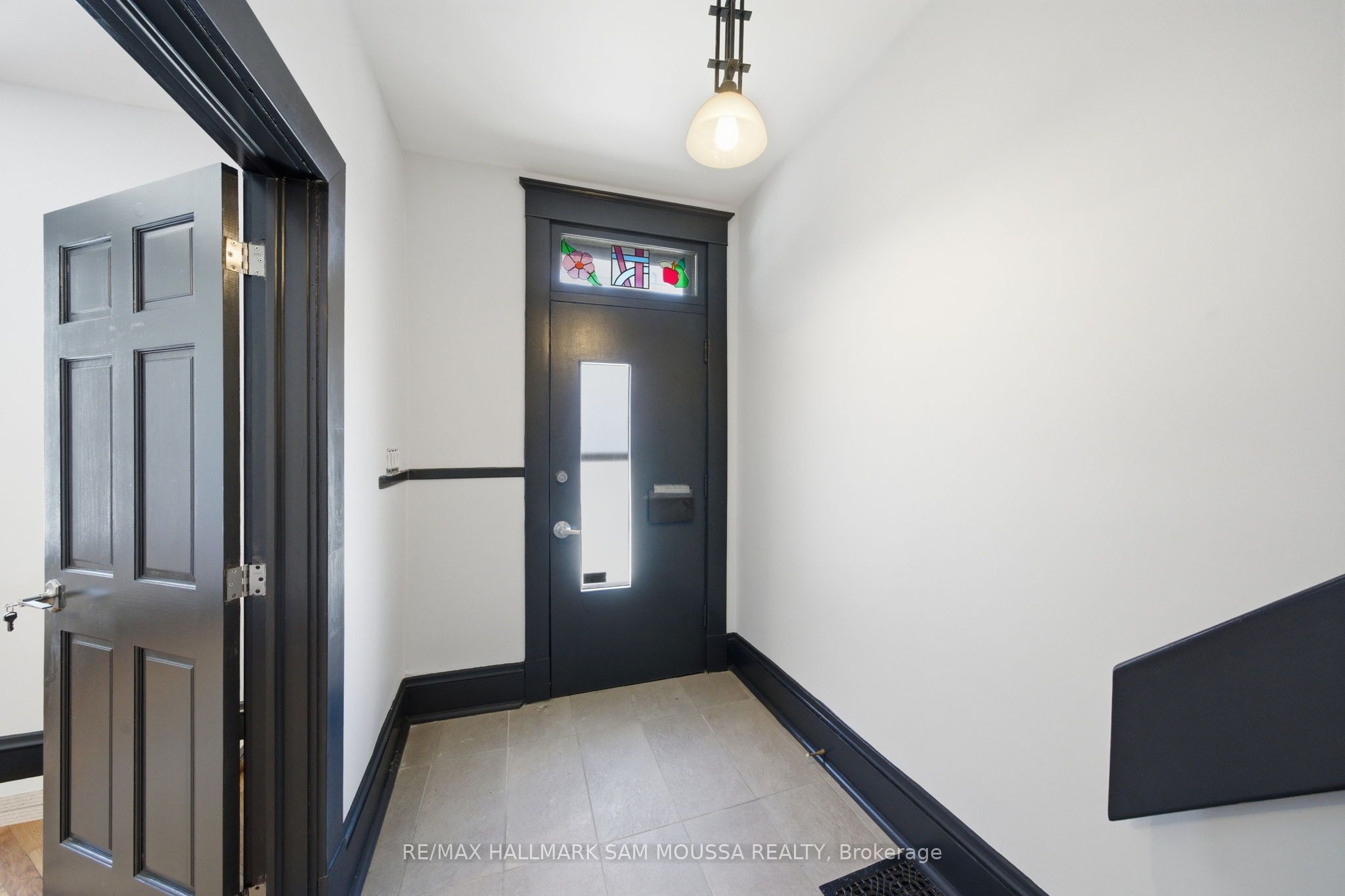 Additional image 4 of 79 Hinton Avenue N, Ottawa, ON, K1Y 0Z7