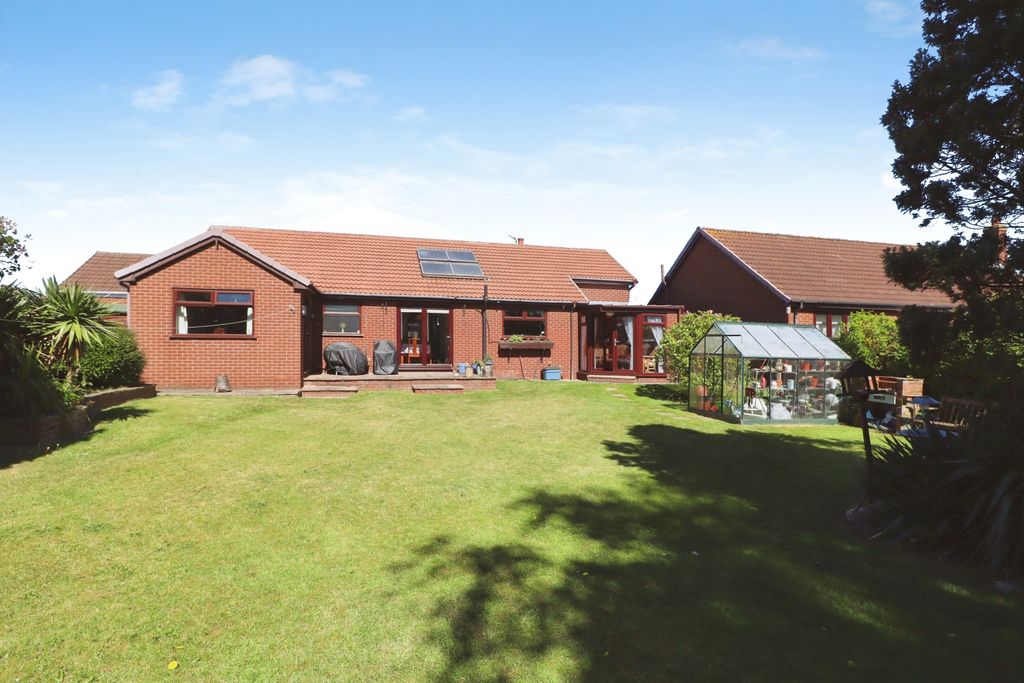 Additional image 19 of 3 bed detached bungalow for saleRyecroft Gardens, Eggborough, Goole DN14