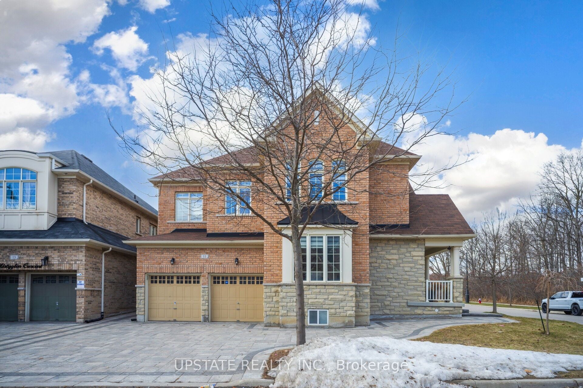 11 Mistyglen Crescent, Brampton, ON, L6Y 0X2