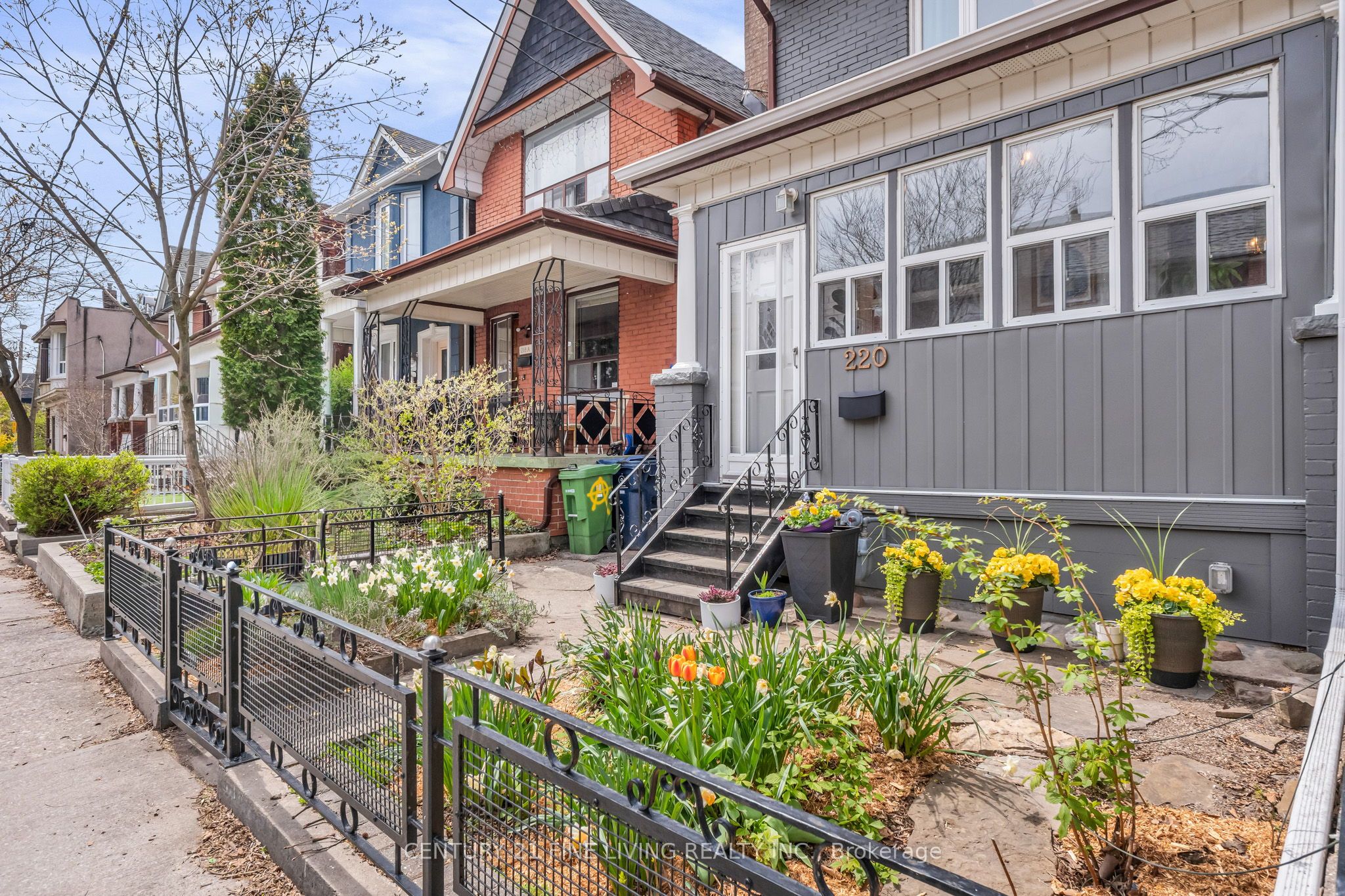 Additional image 5 of 220 St Helen's Avenue, Toronto, ON, M6H 4A3