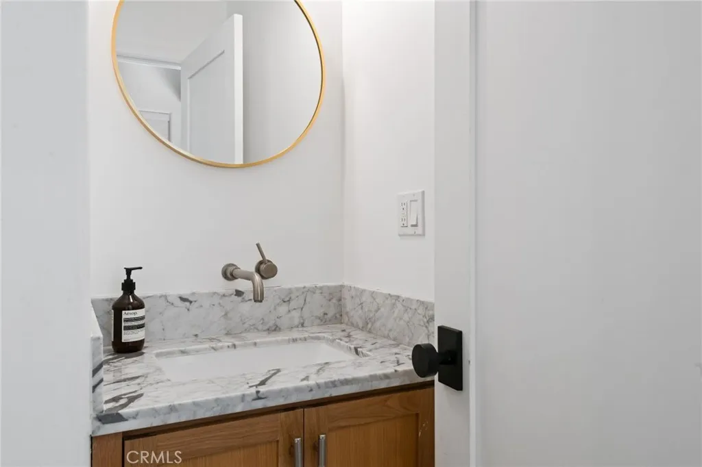 Additional image 13 of 411 Ulysses Street, Los Angeles, CA 90065