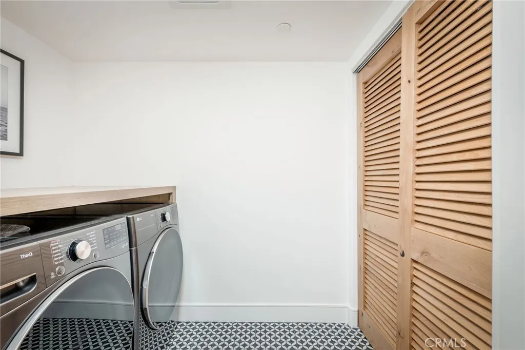 Additional image 100 of 89 Bayview Dr, Manhattan Beach, CA 90266