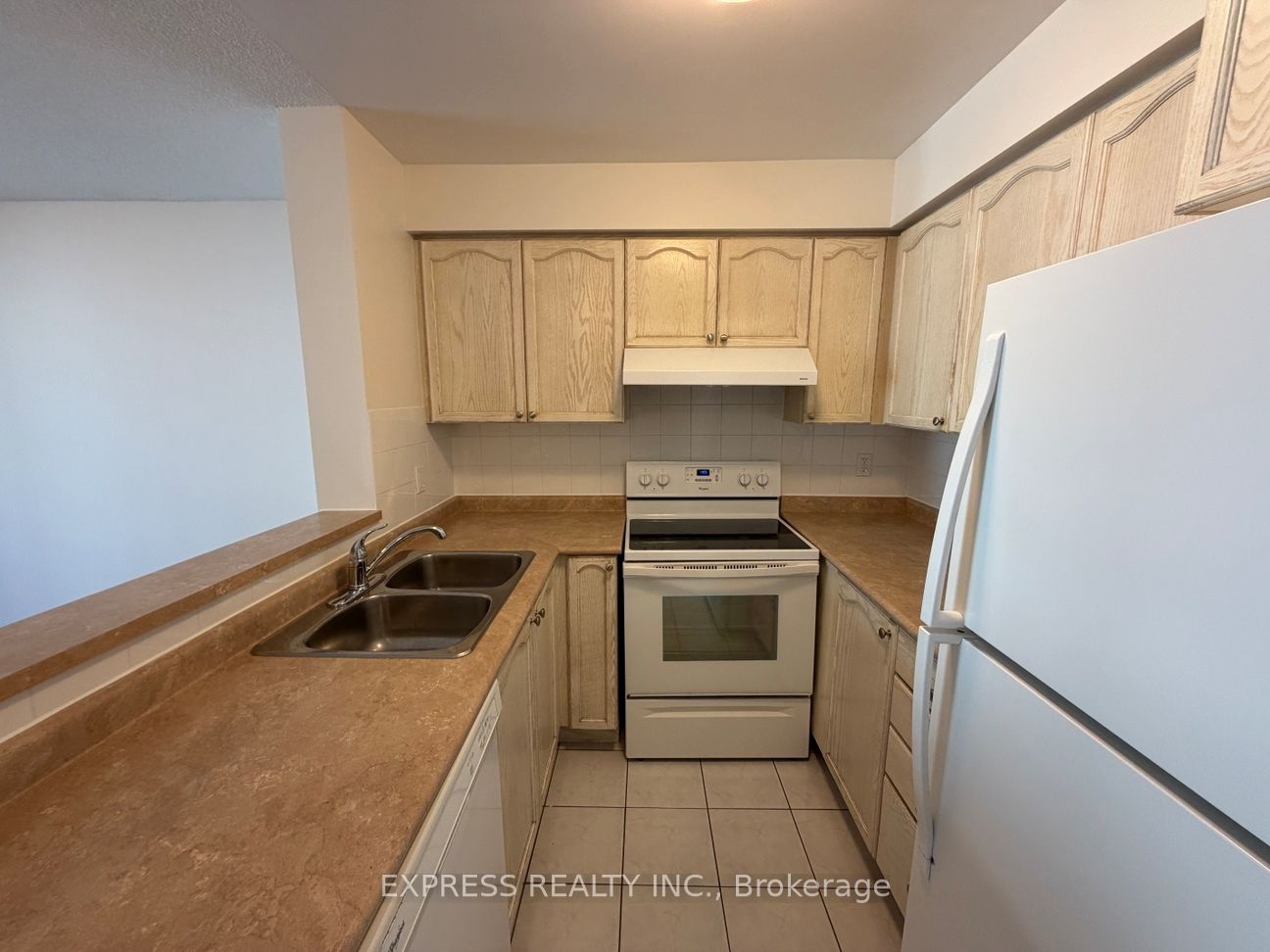 Additional image 2 of 906-29 Pemberton Avenue, Toronto, ON, M2M 4L5