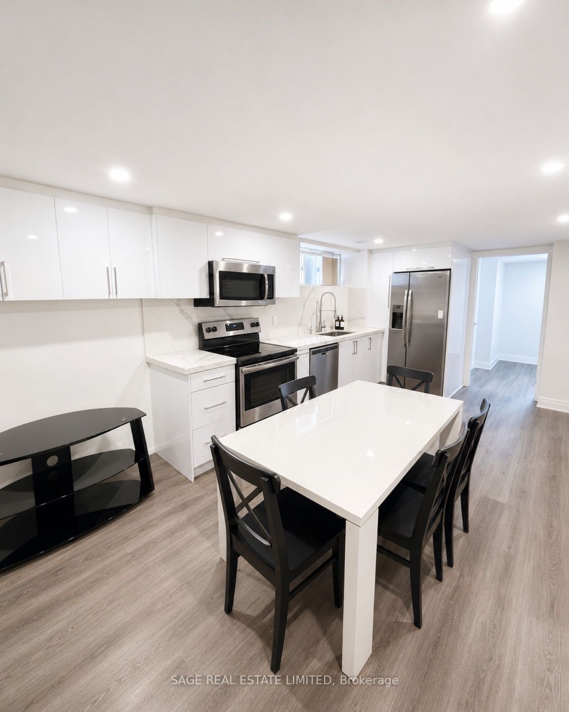Additional image 3 of Lower Level-230 Lawrence Avenue W, Toronto, ON, M4R 2J3