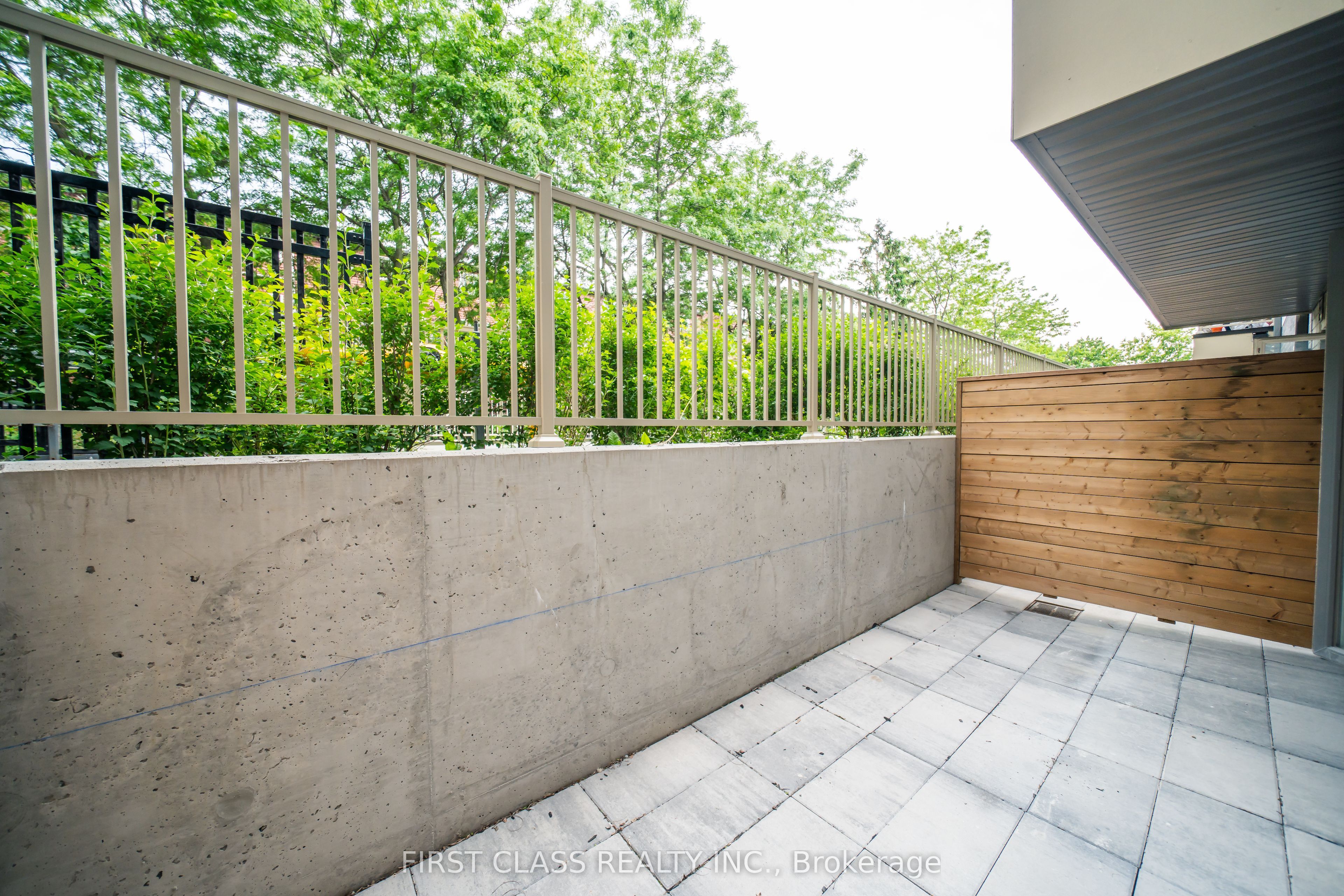 Additional image 2 of 56-5 William Jackson Way, Toronto, ON, M8V 0J6
