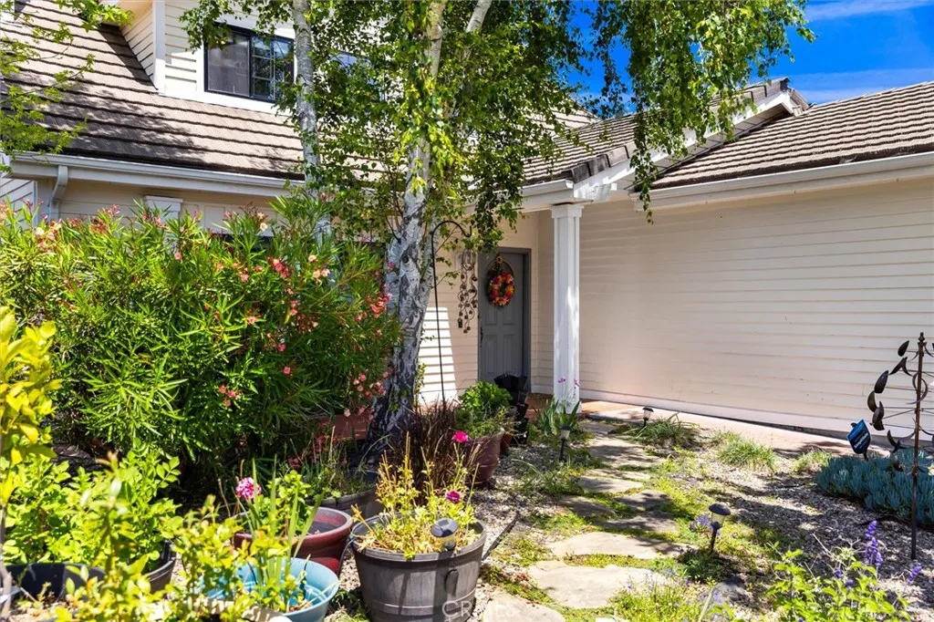 Additional image 3 of 32 Las Praderas Dr, San Luis Obispo, CA 93401