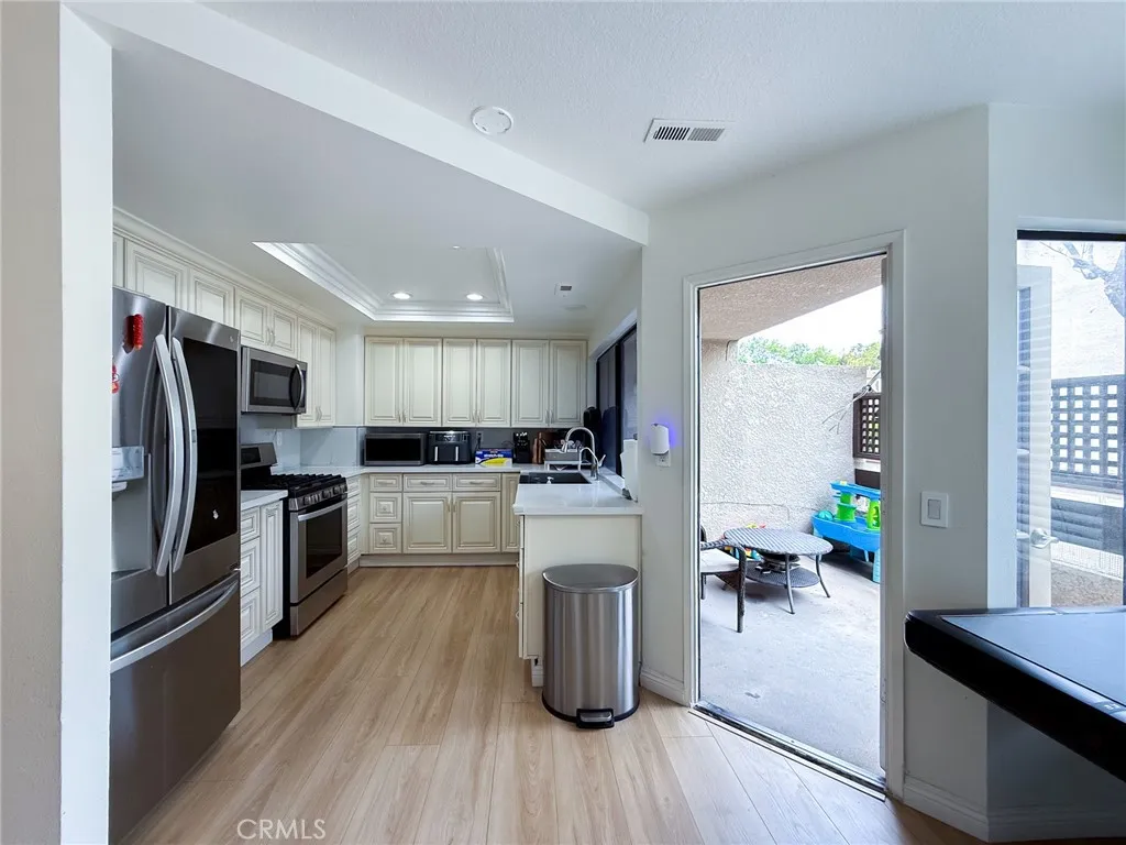 Additional image 72 of 33 Wildflower Place, Phillips Ranch, CA 91766