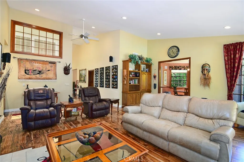 Additional image 57 of 29551 Weeping Willow Dr, Agoura Hills, CA 91301