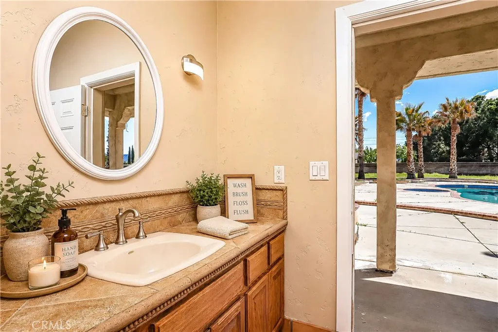 Additional image 32 of 43639 Tomahawk Place, Quartz Hill, CA 93536
