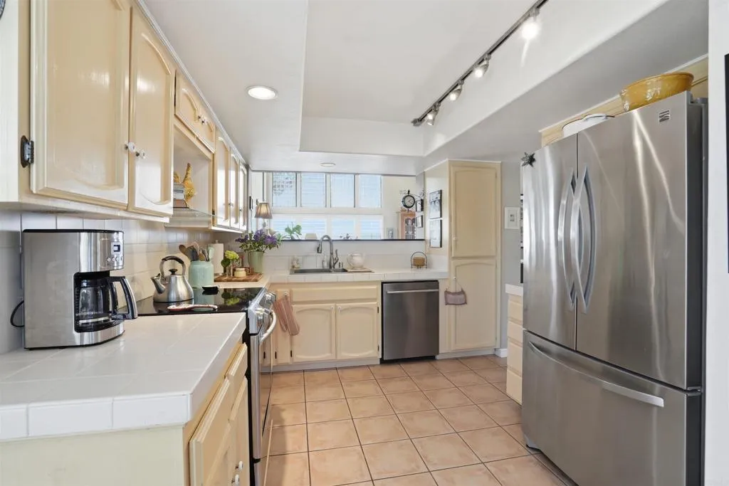 Additional image 50 of 1051 Freedom Court, Del Mar, CA 92014