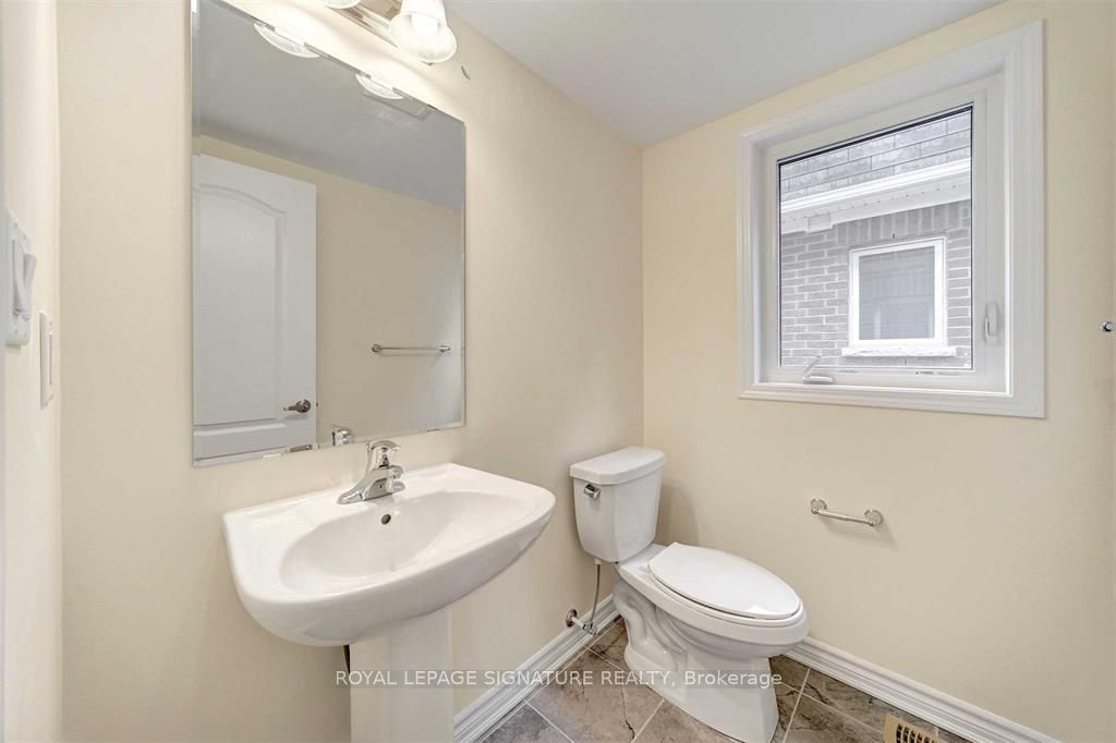 Additional image 4 of Main-2765 Sapphire Drive, Pickering, ON, L1X 0G2