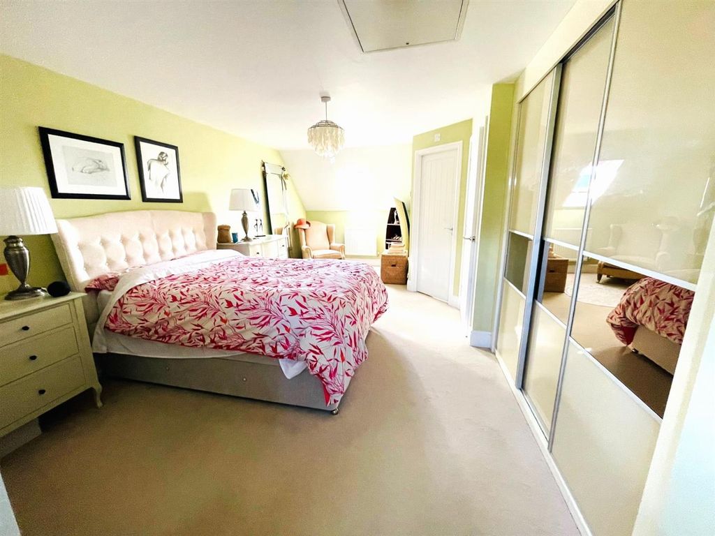 Additional image 15 of 4 bed town house for saleY Ffowndri, Llanelli SA15