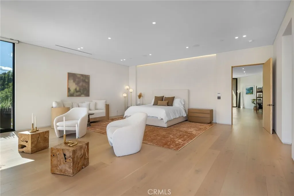 Additional image 41 of 16988 Strawberry Drive, Encino, CA 91436