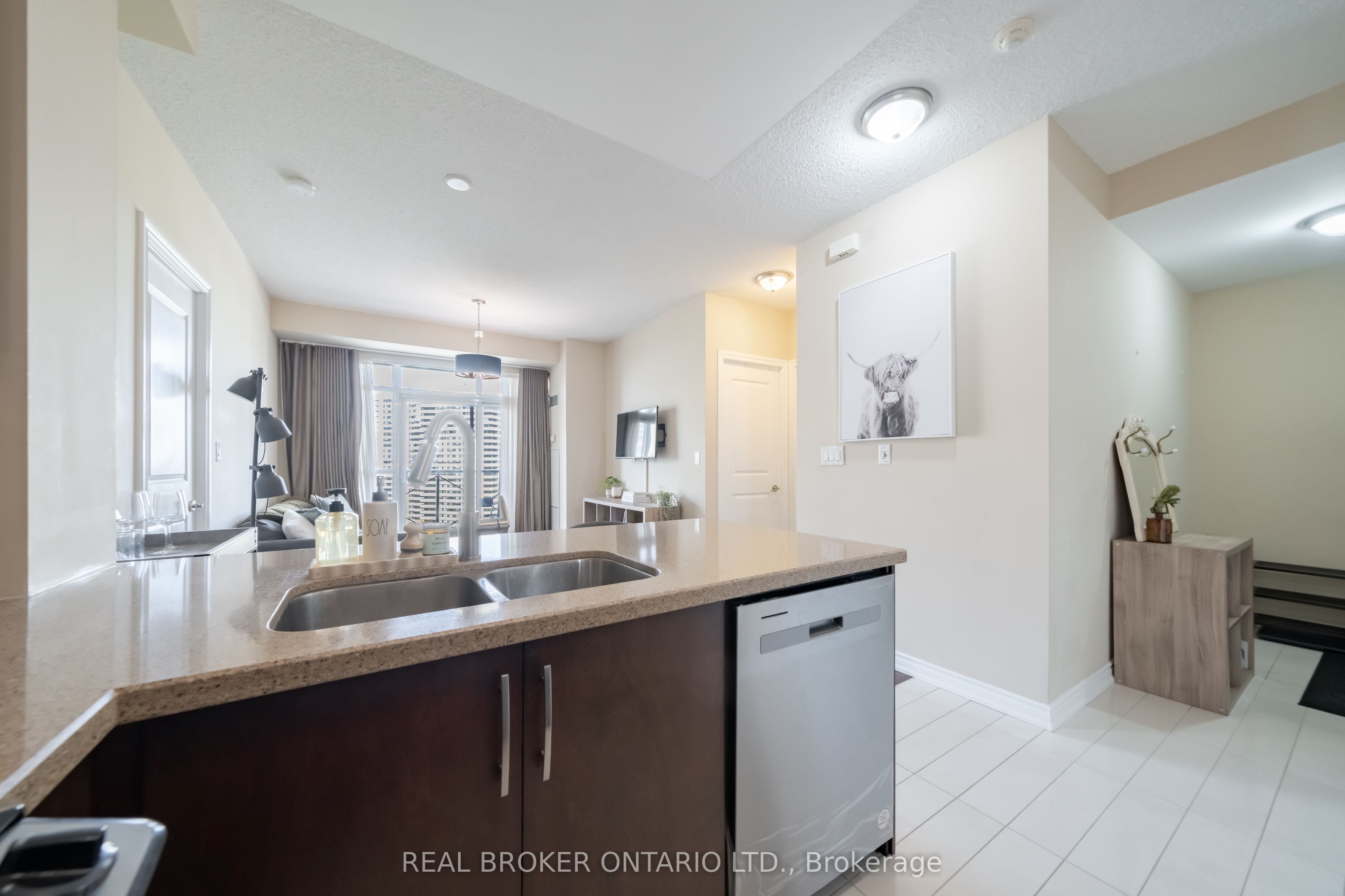 Additional image 5 of 1208-133 Wynford Drive, Toronto, ON, M3C 0J5