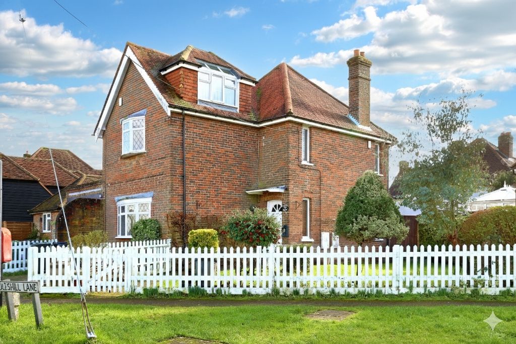 4 bed country house for saleColeshill Lane, Winchmore Hill, Amersham, Buckinghamshire HP7
