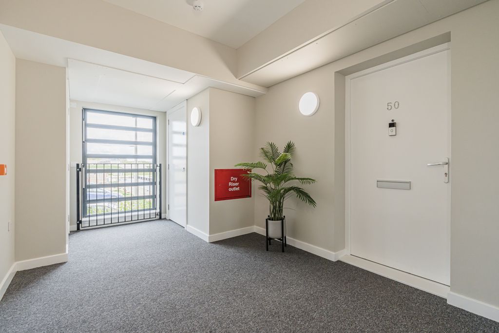 Additional image 23 of 2 bed flat for sale50 Canal View, Winchburgh EH52