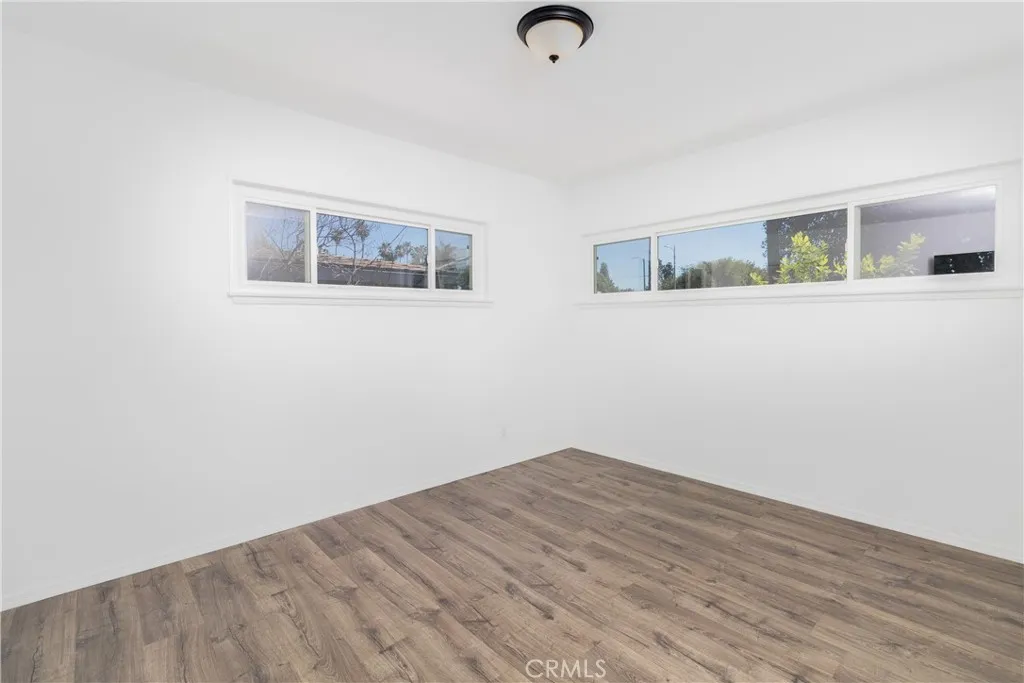 Additional image 18 of 20309 Roscoe Blvd, Winnetka, CA 91306
