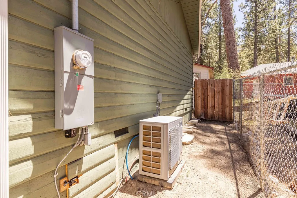 Additional image 74 of 336 E Mojave Blvd, Big Bear, CA 92314