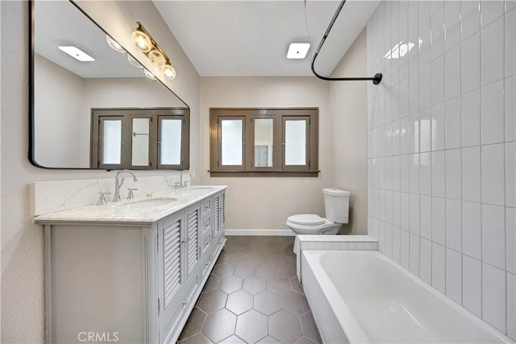Additional image 19 of 721 S Ross St, Santa Ana, CA 92701