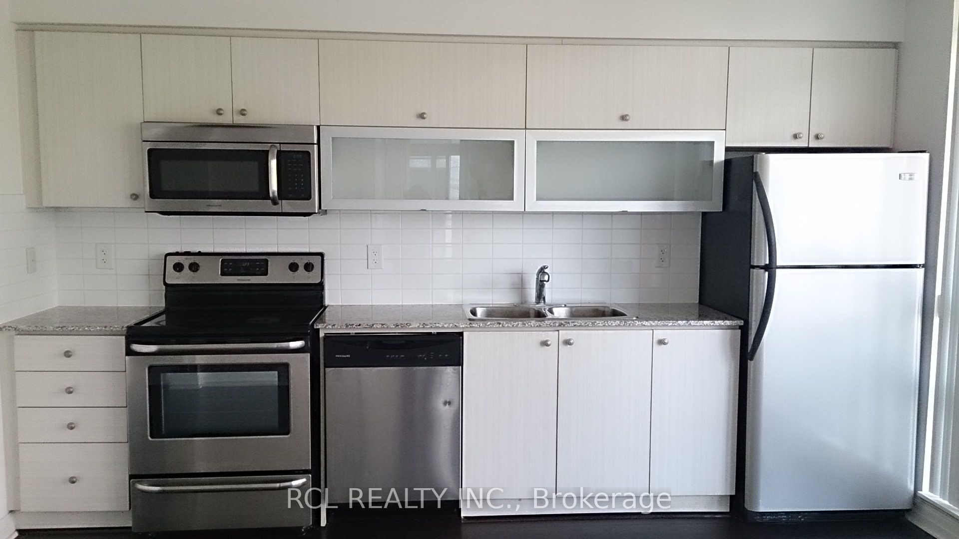 Additional image 4 of 101-2015 Sheppard Avenue E, Toronto, ON, M2J 1W6