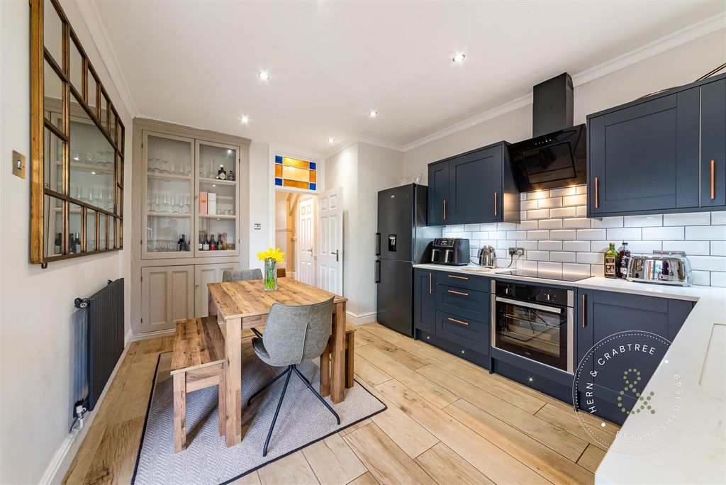 Additional image 7 of 2 bed flat for saleLlandaff Road, Pontcanna, Cardiff CF11