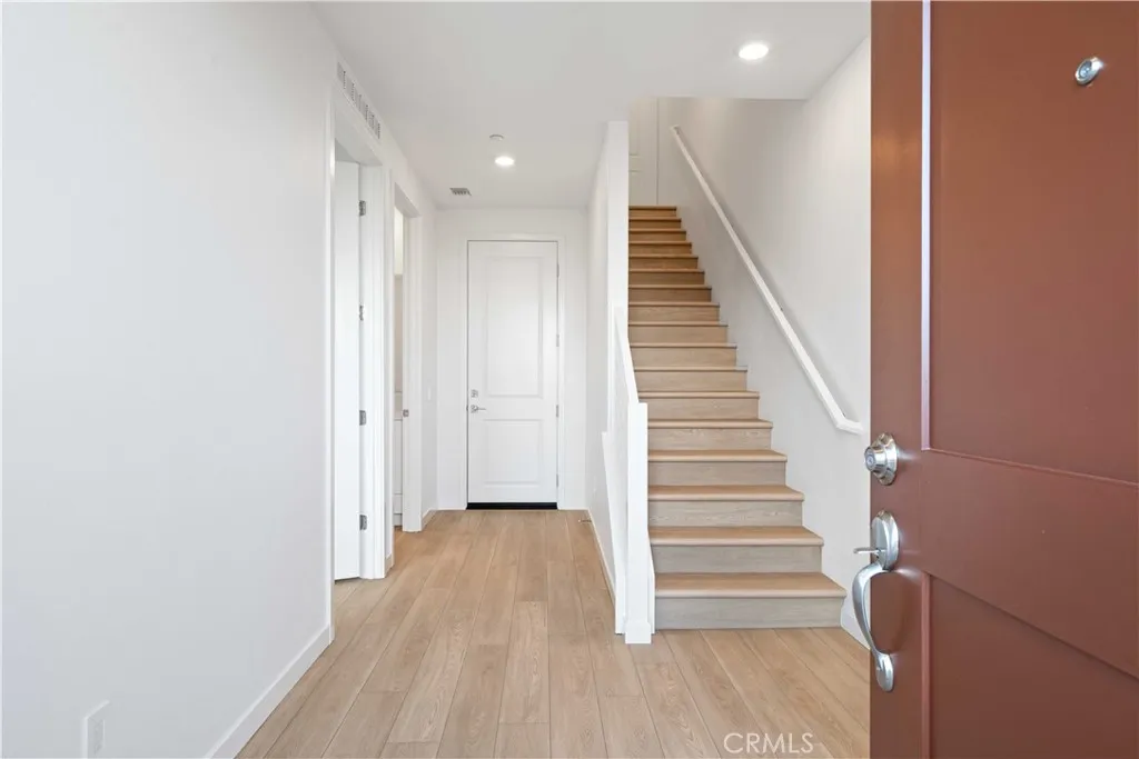 Additional image 3 of 27318 Bear Creek Lane, Valencia, CA 91381