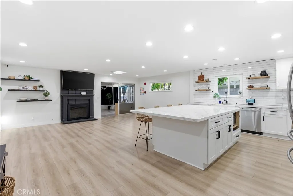 Additional image 36 of 1806 W Saint Andrew Pl, Santa Ana, CA 92704
