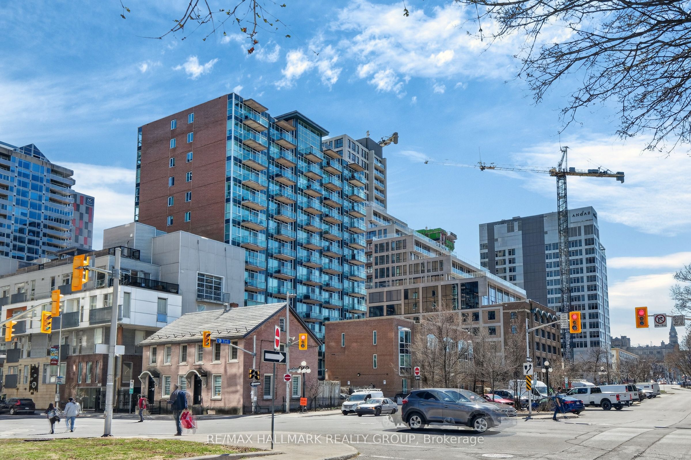 Additional image 2 of 1401-134 York Street, Ottawa, ON, K1N 1K8