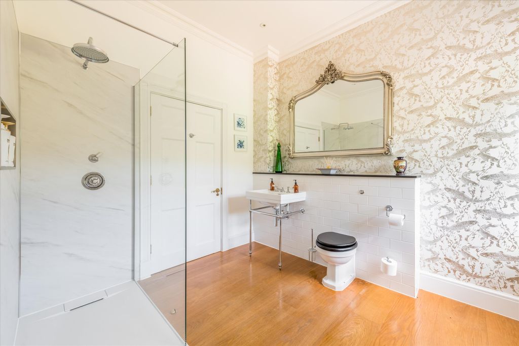 Additional image 11 of 2 bed flat for saleGoring Place, Wrotham, Sevenoaks, Kent TN15