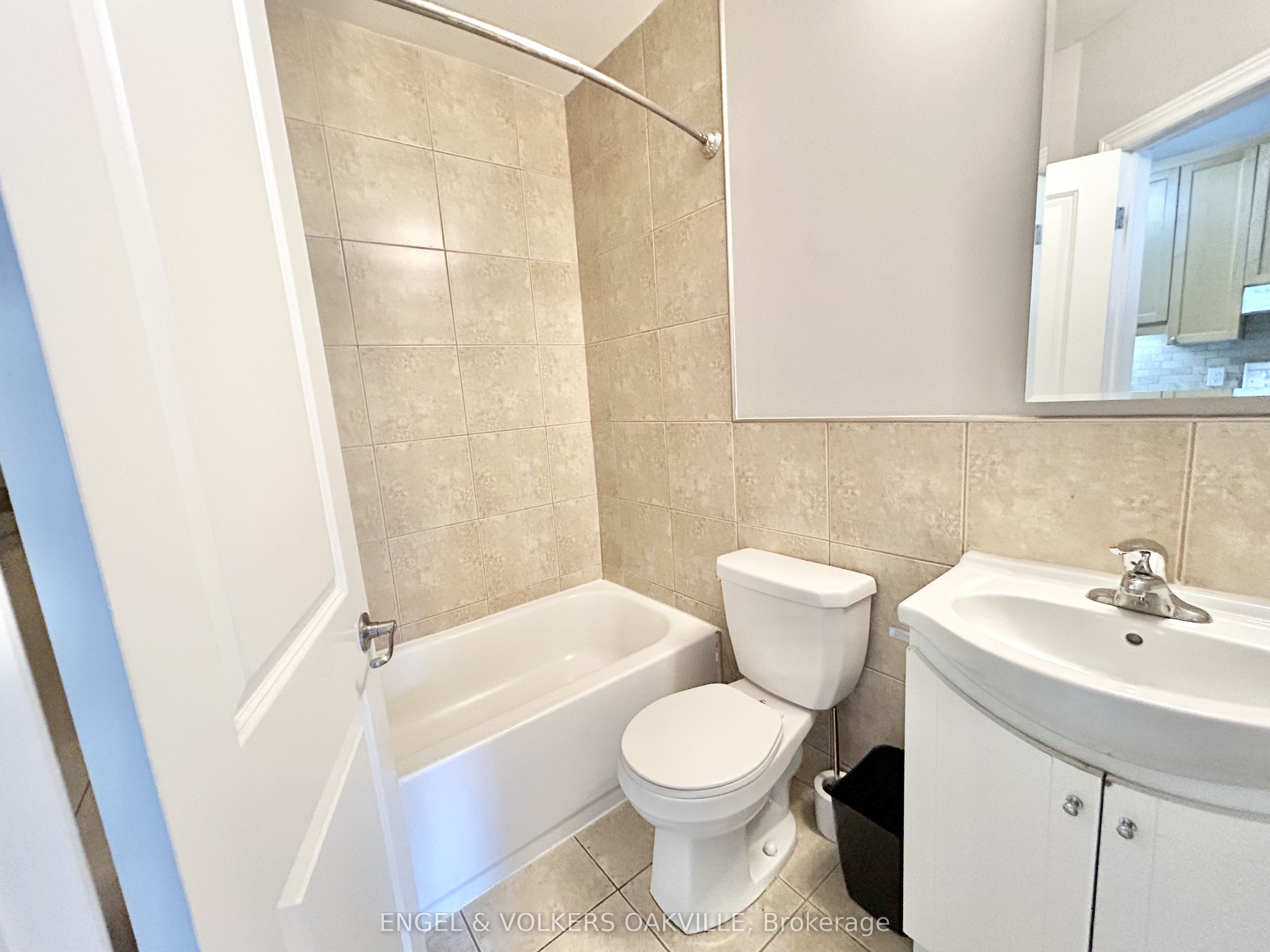Additional image 6 of 109-15 Thirty Third Street, Toronto, ON, M8W 3G7